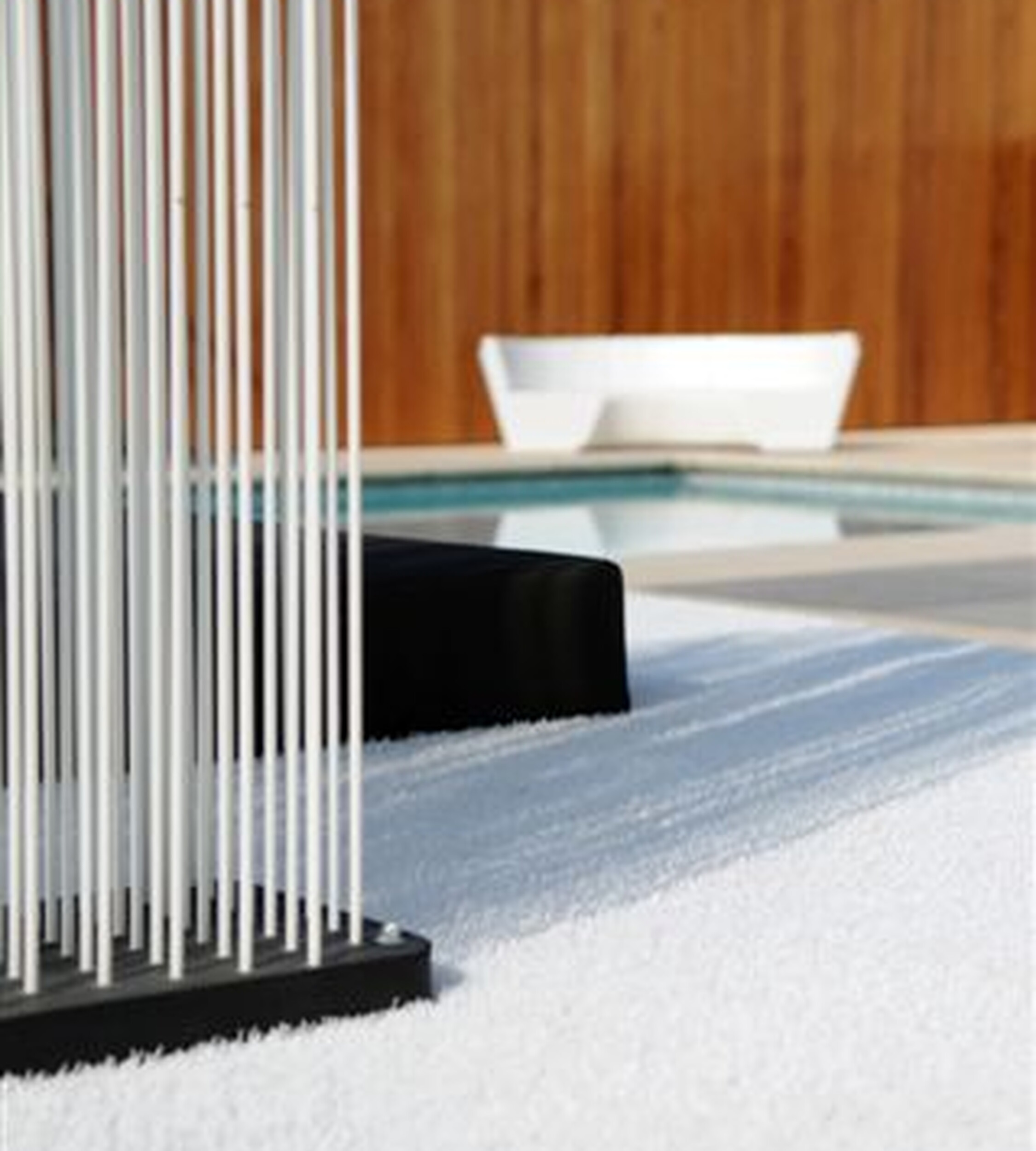 White artificial grass for a clean and modern design