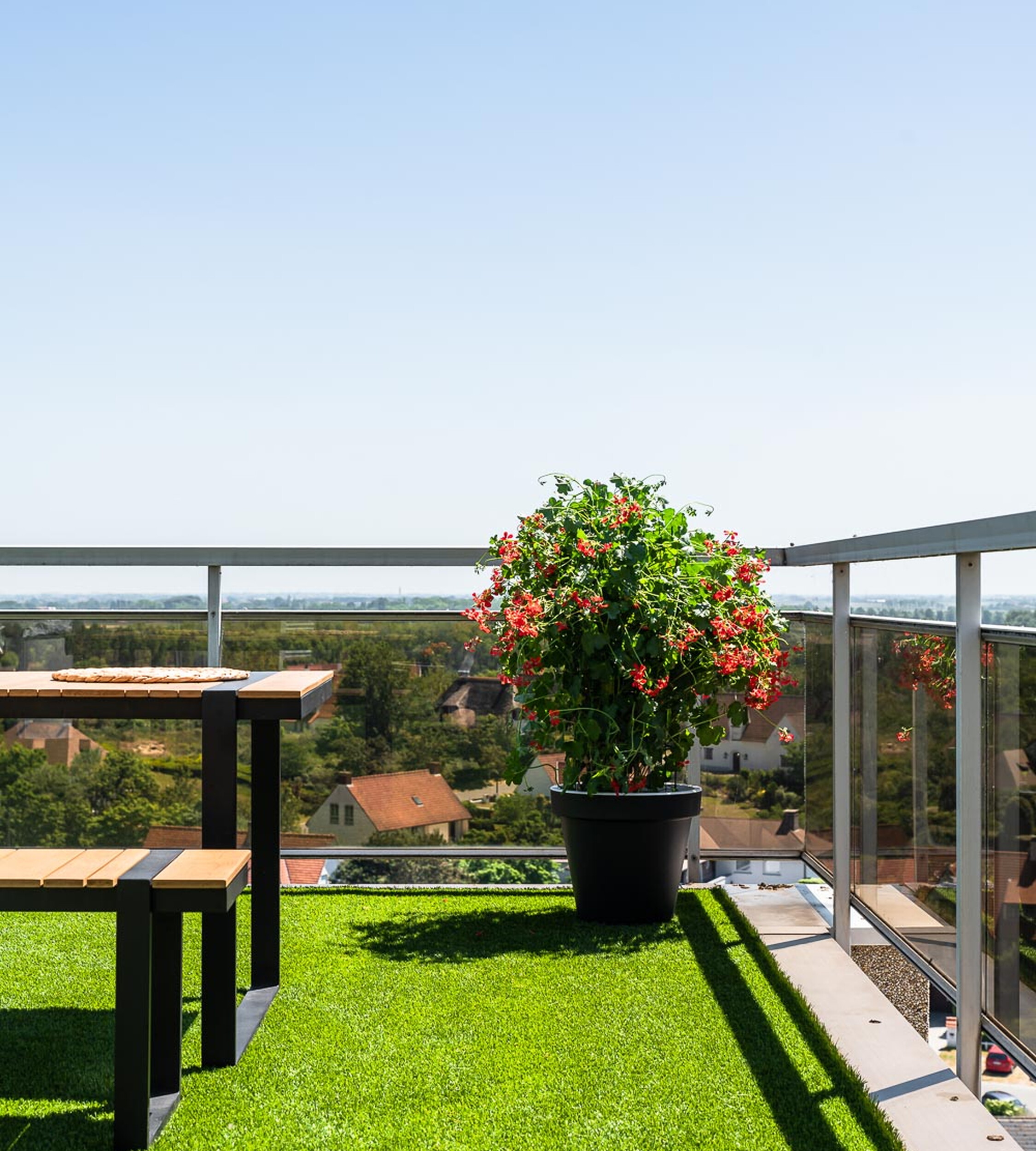 Artificial grass for rooftops - stylish, durable and easy to maintain