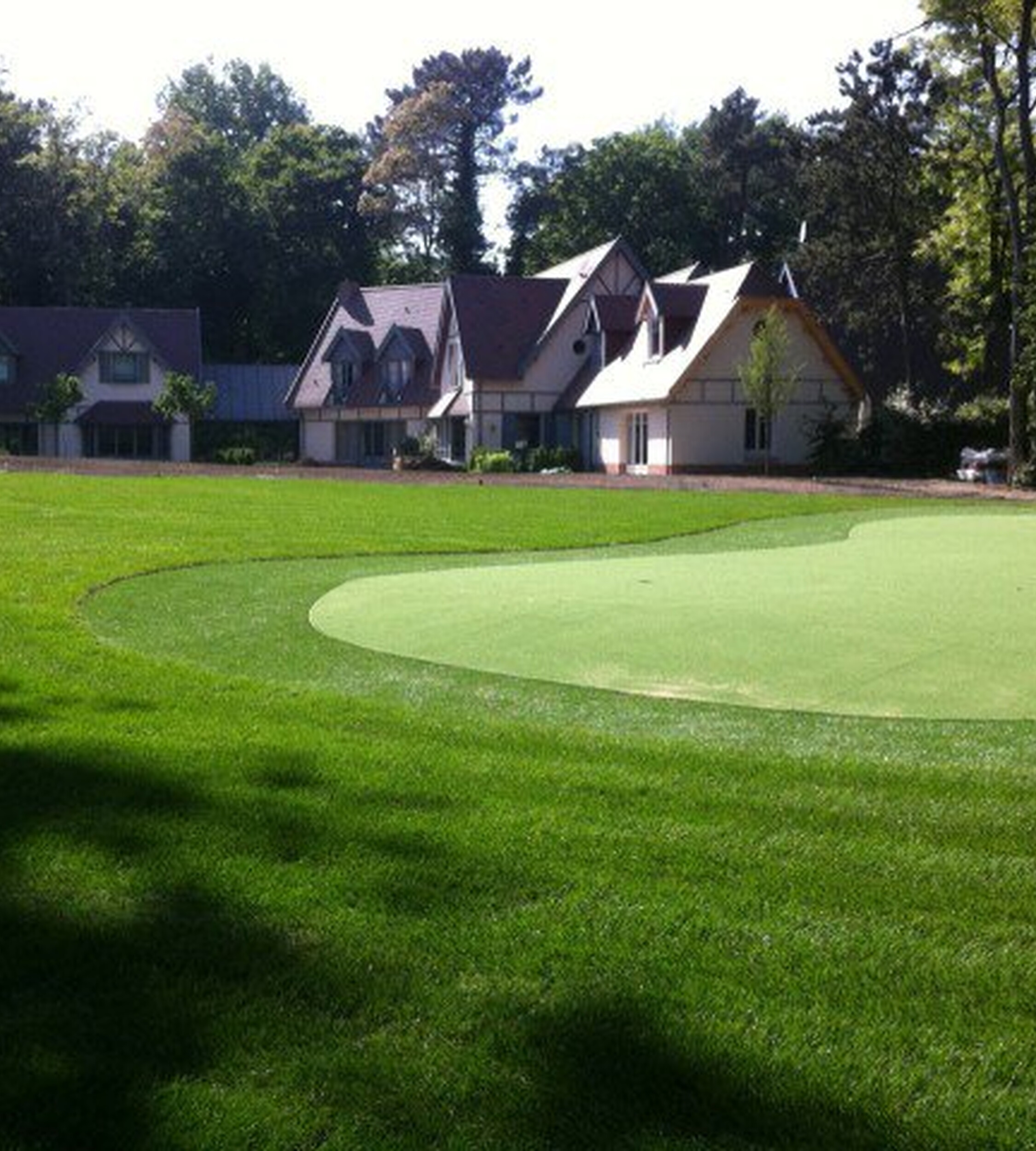 Artificial grass putting green project in Le Touquet