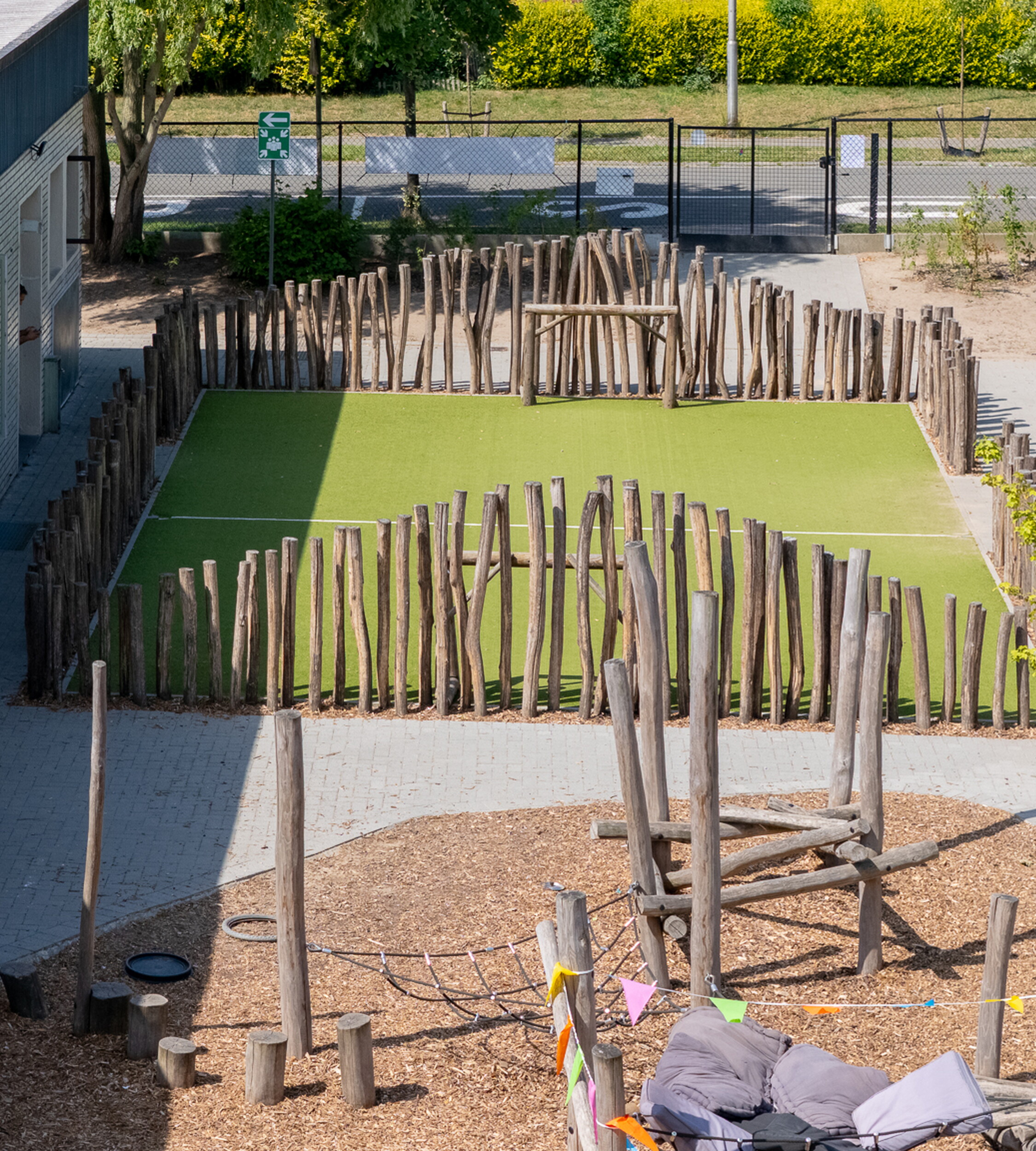 Durable artificial grass for high-performance multisports areas
